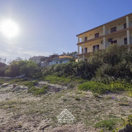 Is Femminas 26 - A Due Passi Dal Mare * バリ・サルド